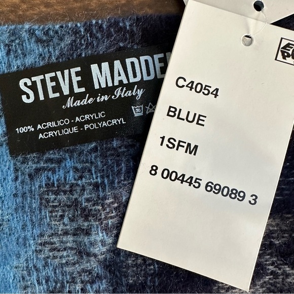 Steve Madden Made in Italy Mid Weight Ombre Blue Paisley Muffler Scarf - Picture 5 of 7